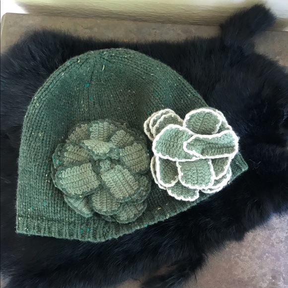 Accessories - NWOT Autumn Cashmere Hat OS